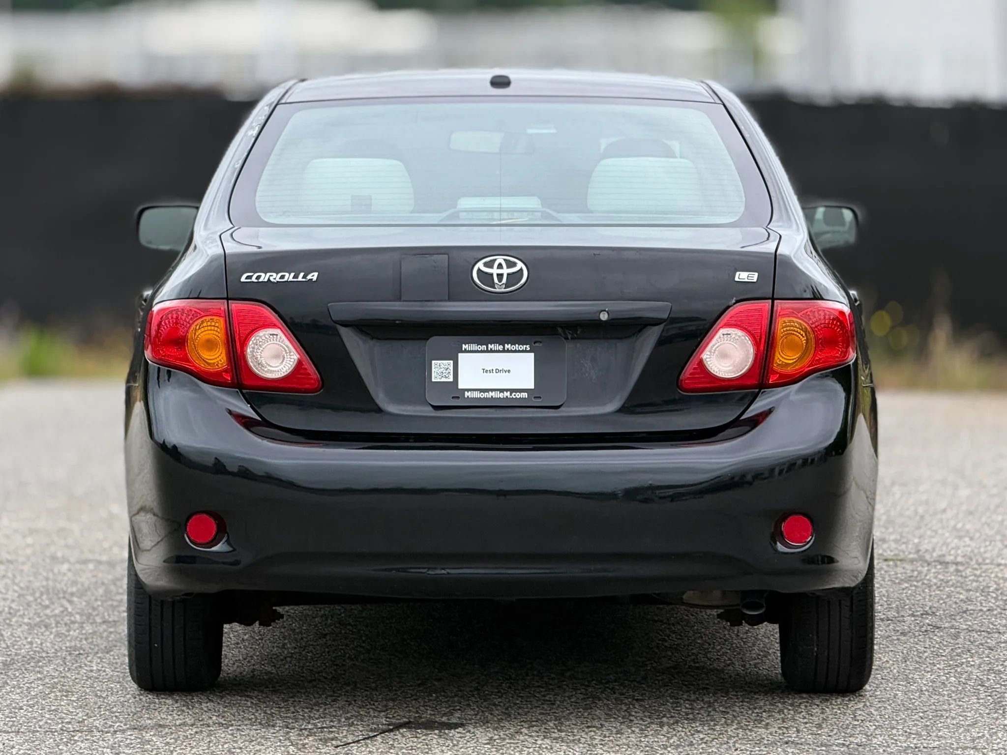 Used 2010 Toyota Corolla LE FWD image 4