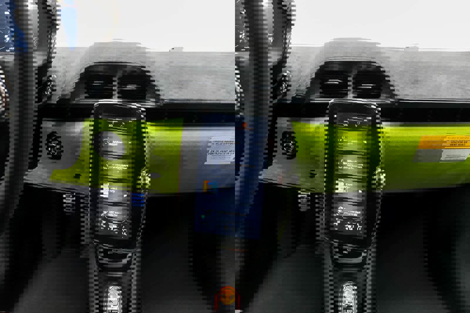 New 2026 McLaren Artura image 10