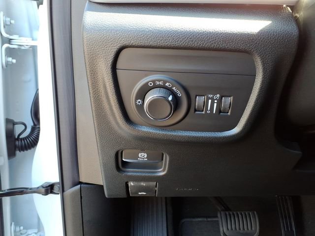 New 2026 Jeep Grand Cherokee L 4WD image 16