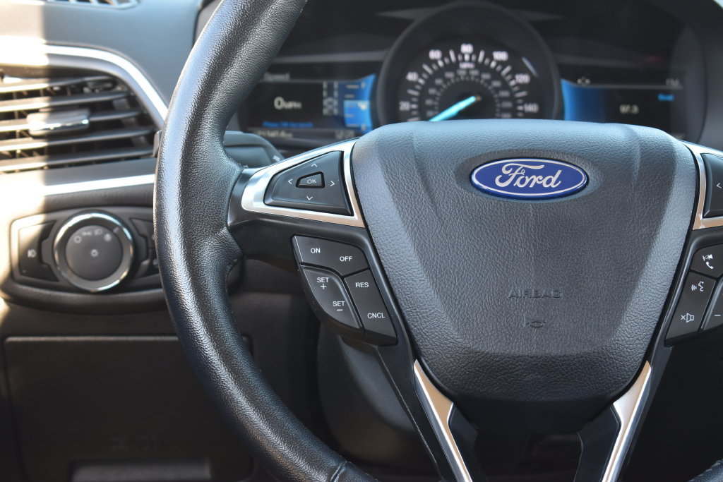 Certified 2024 Ford Edge SEL w/ Convenience Package AWD/4WD image 17