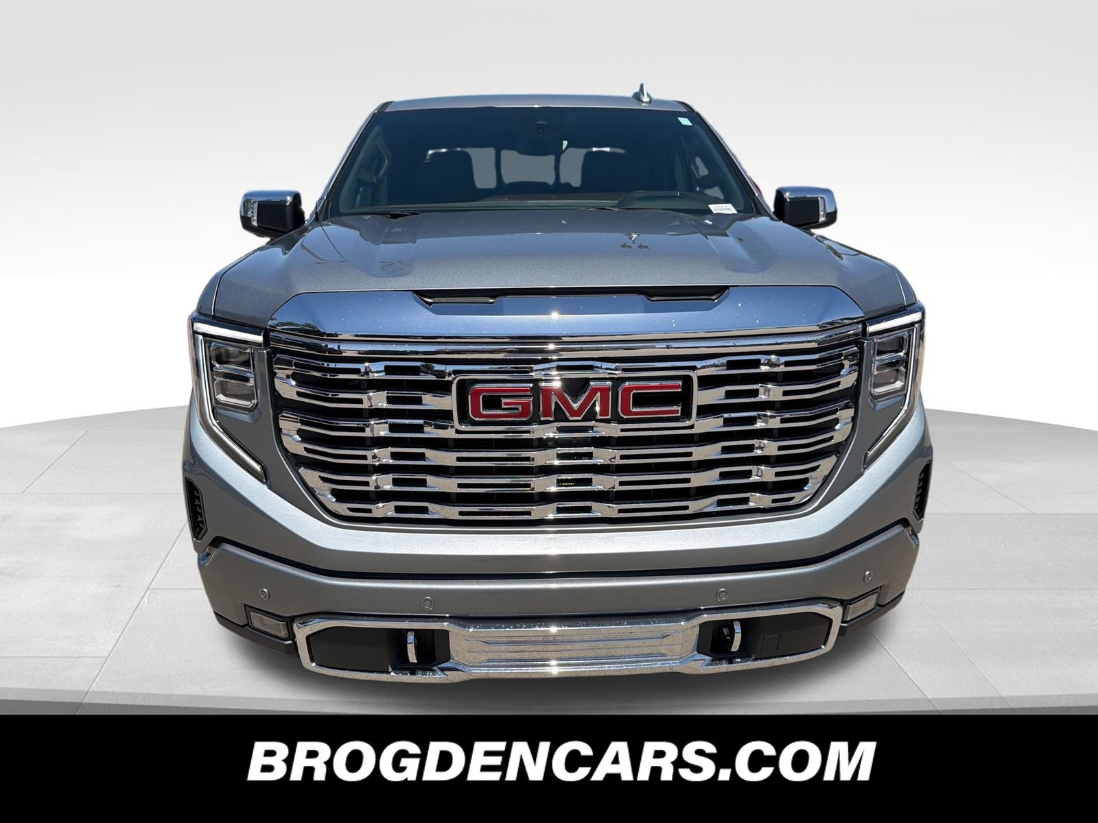 Used 2026 GMC Sierra 1500 Denali w/ Technology Package AWD/4WD image 8