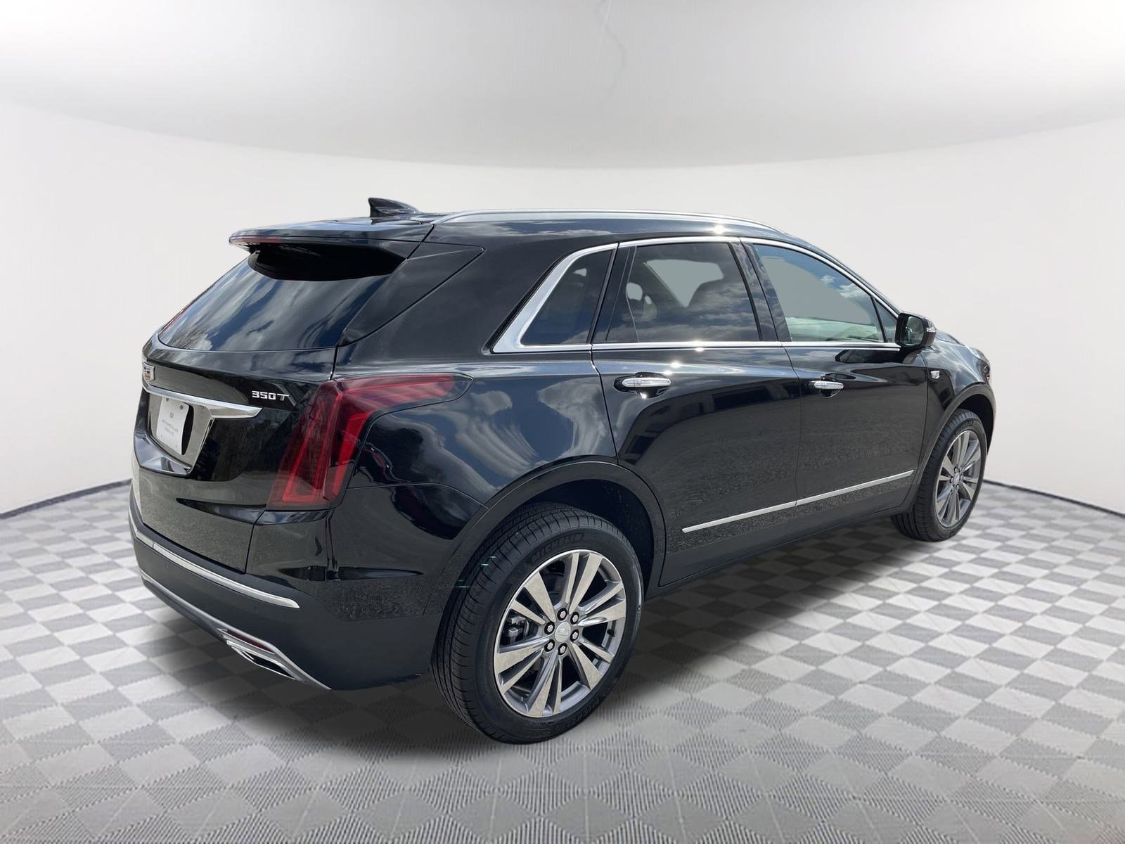 New 2025 Cadillac XT5 Premium Luxury image 8