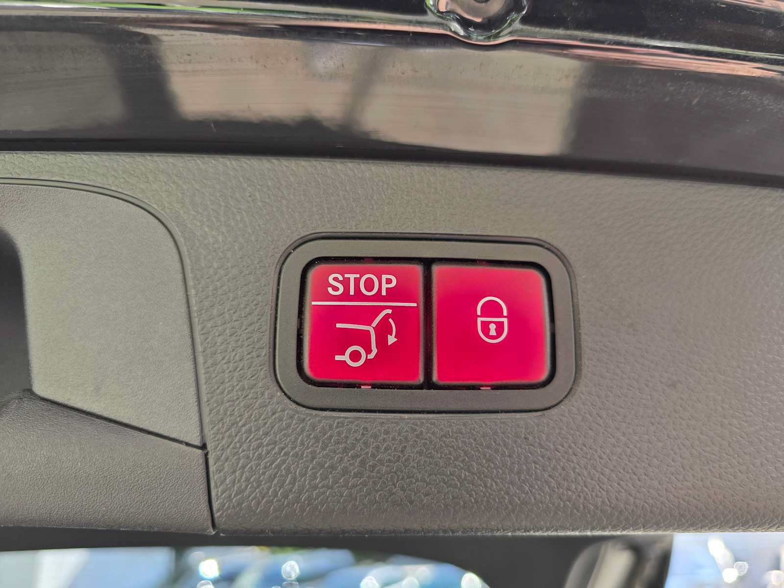 Used 2021 Mercedes-Benz GLC 300 4MATIC image 19