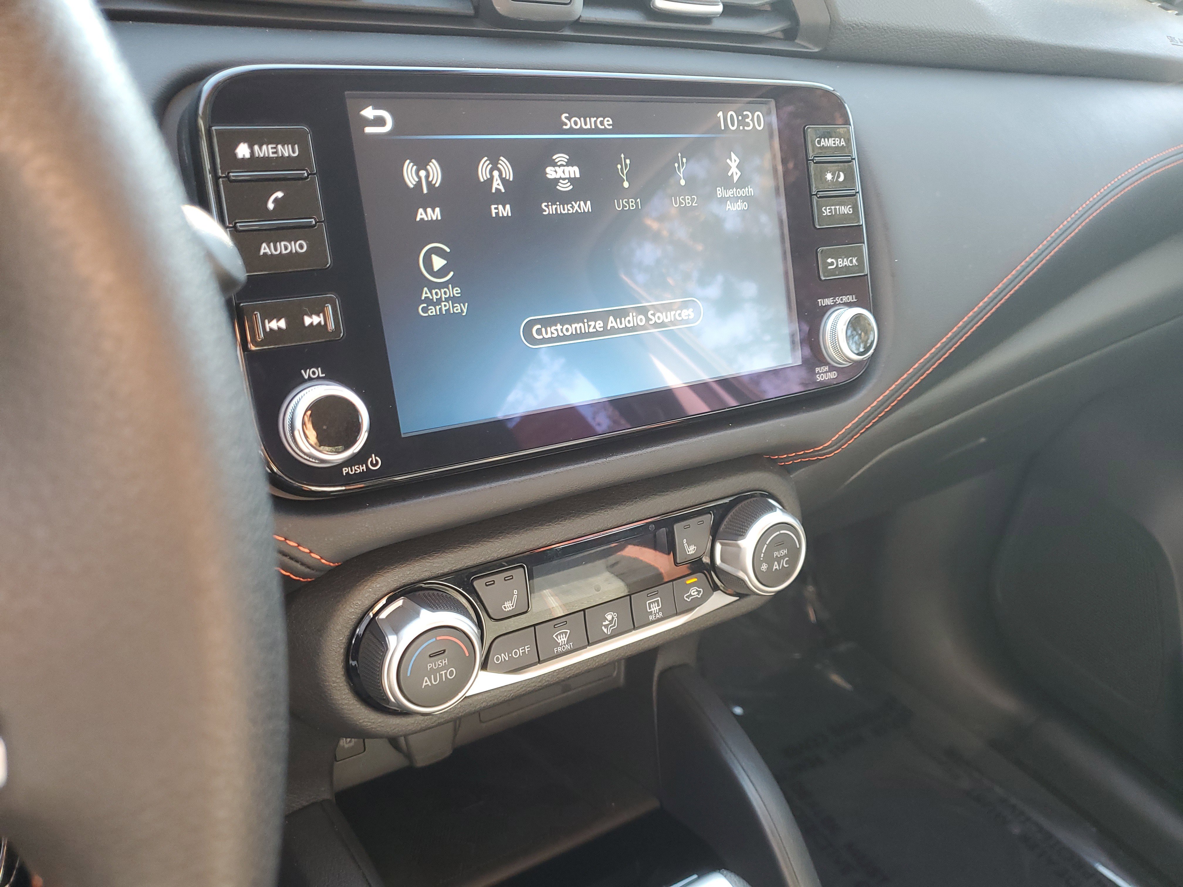 Certified 2025 Nissan Versa SR w/ Trunk Package image 27