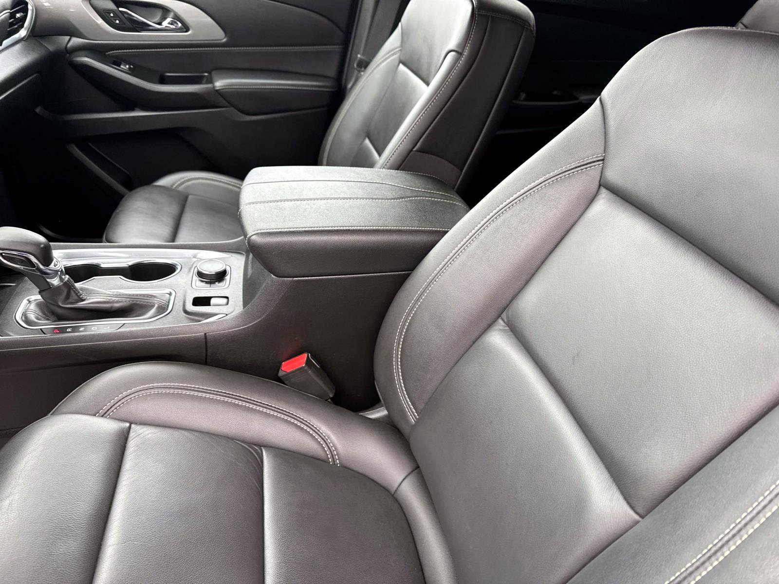 Certified 2023 Chevrolet Traverse LT image 17