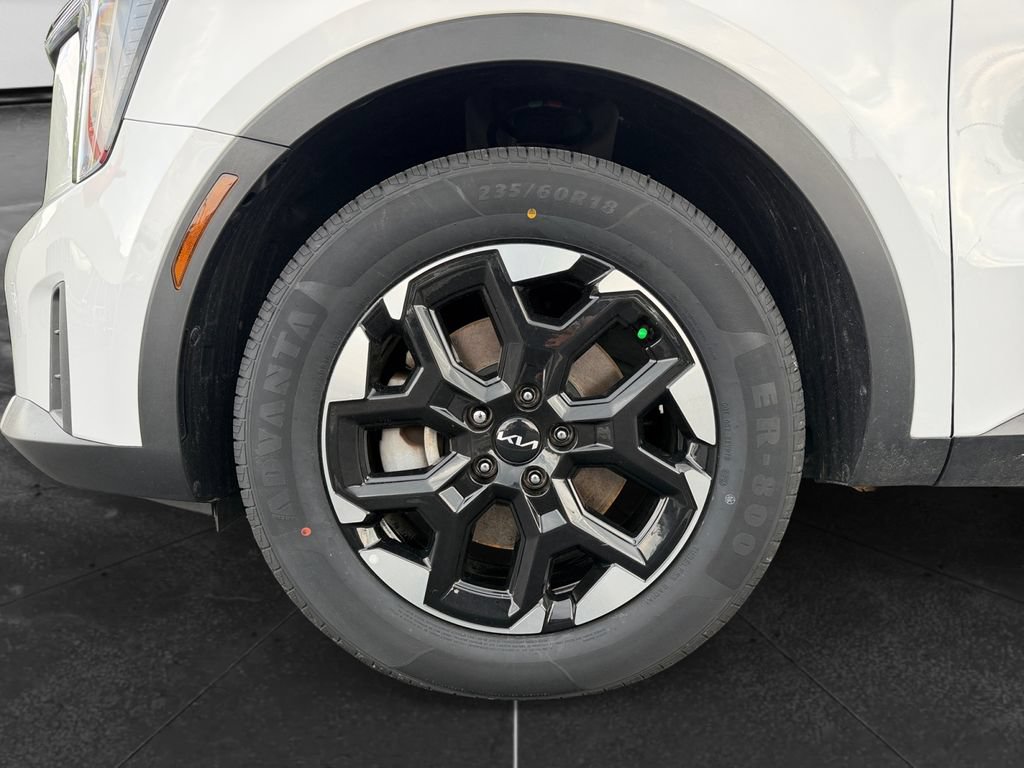 Used 2024 Kia Sorento S FWD image 12