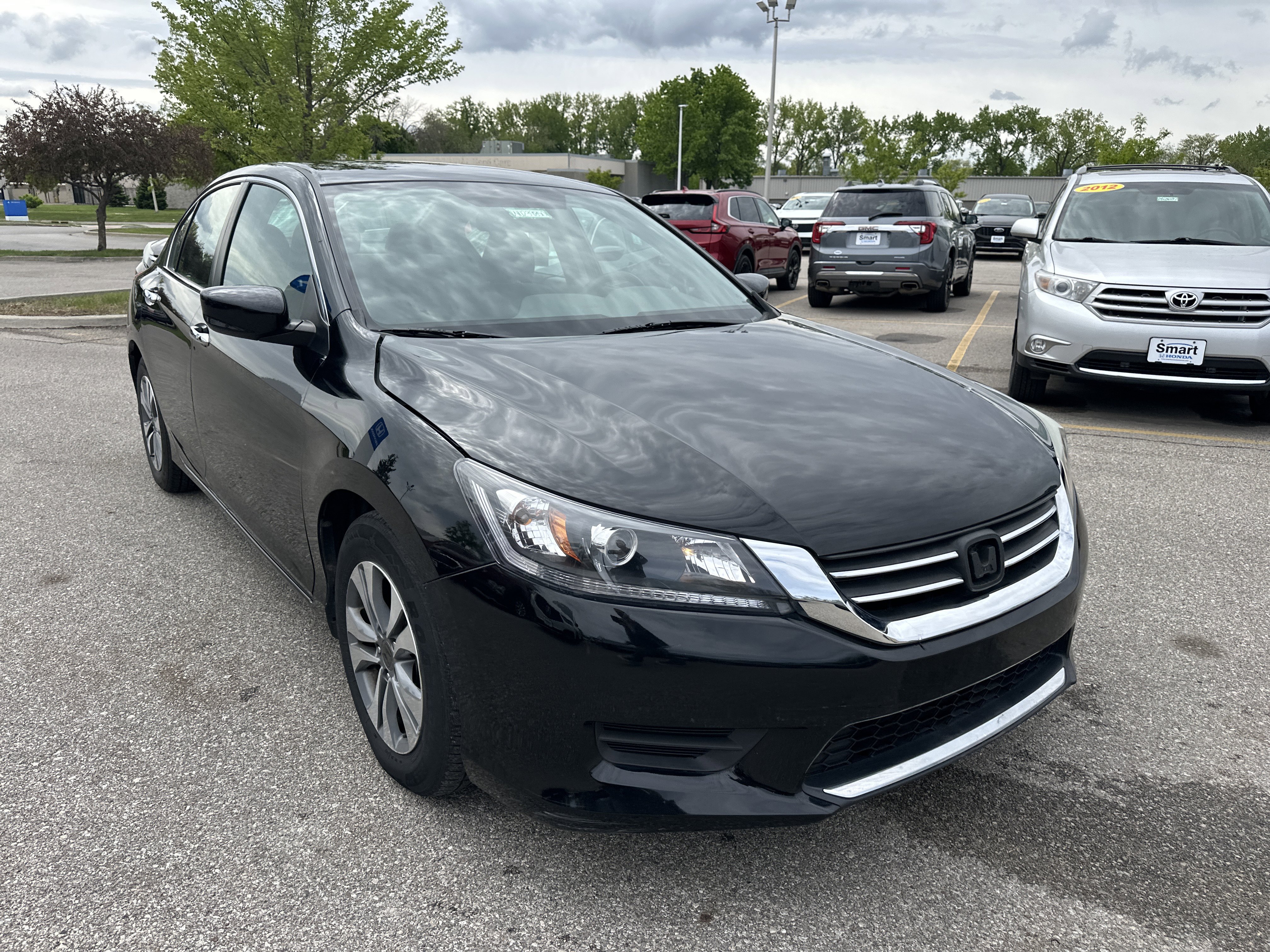 Used 2015 Honda Accord LX image 2