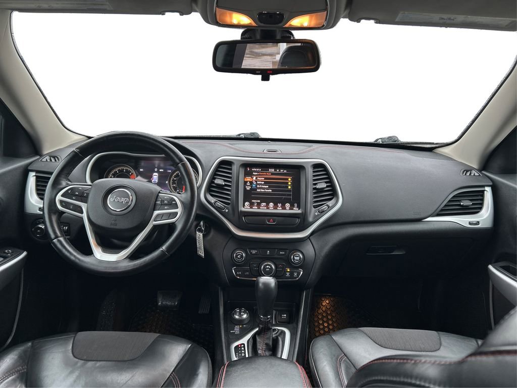 Used 2017 Jeep Cherokee Trailhawk image 27