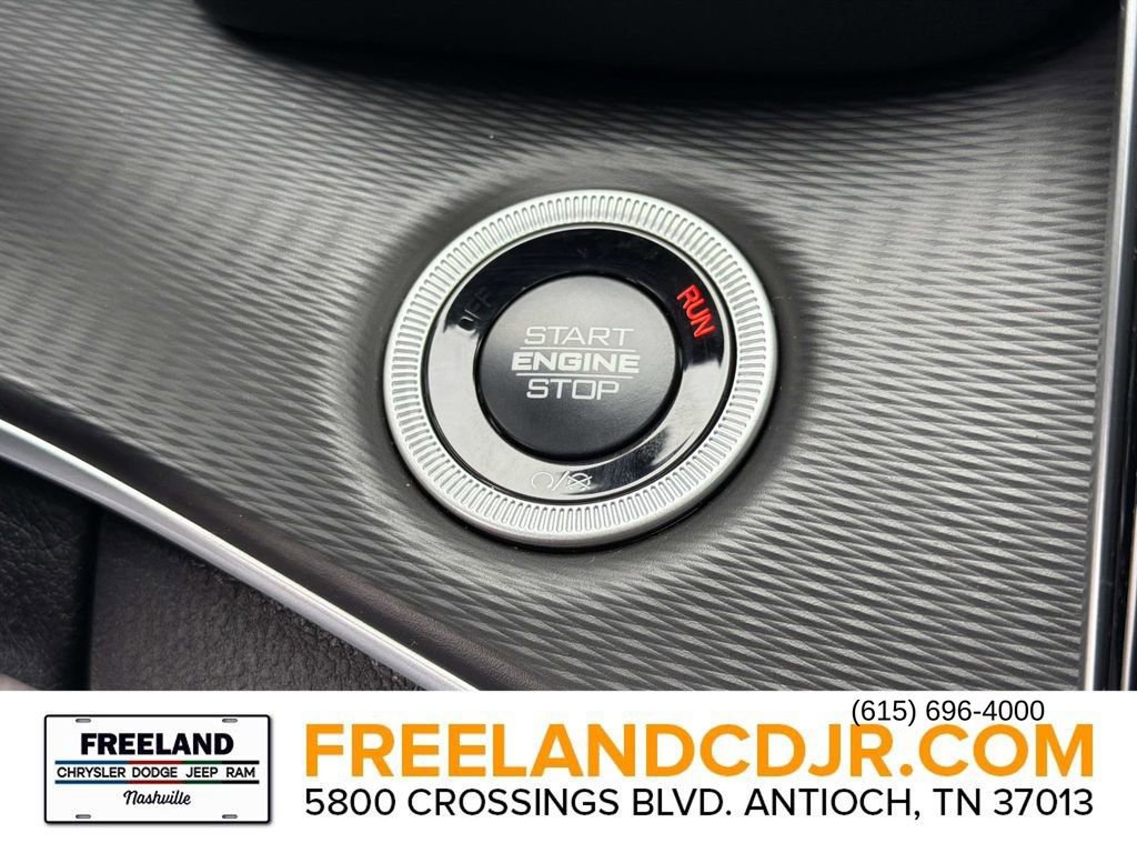 New 2025 Jeep Grand Cherokee Altitude w/ Trailer Tow Package image 31