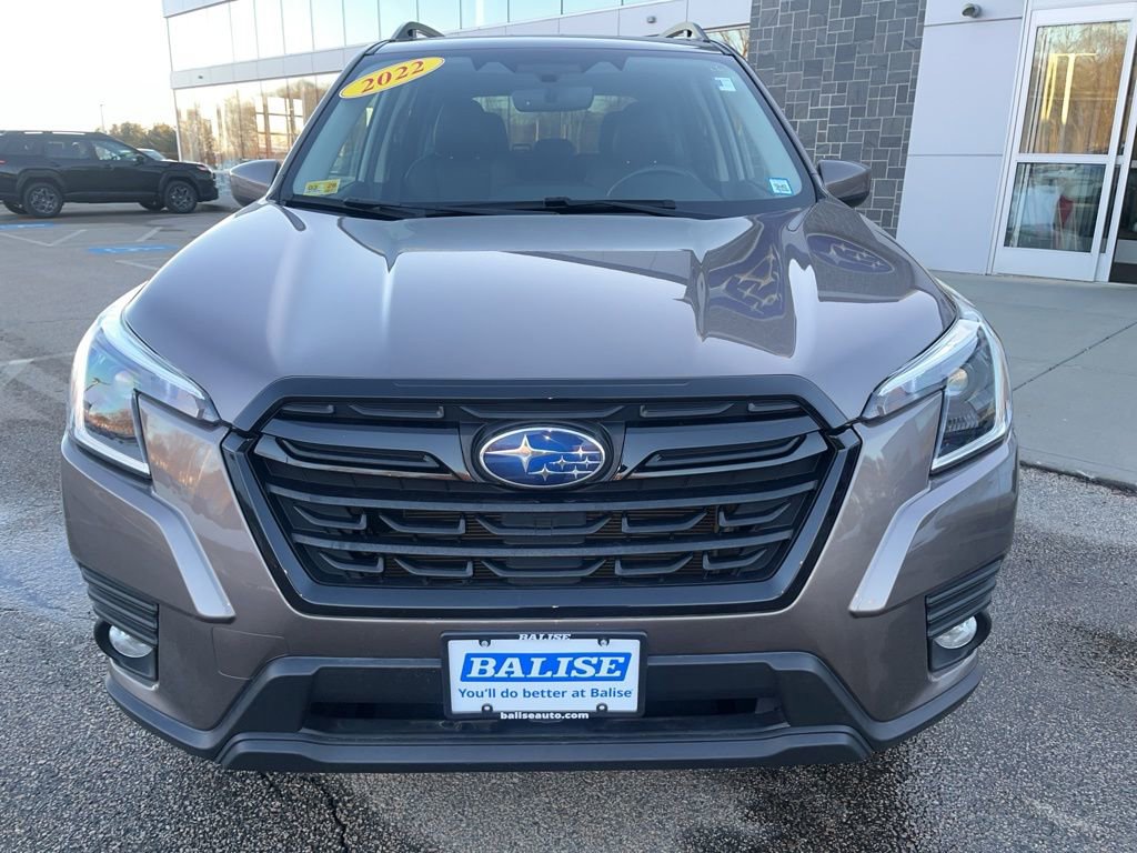 Used 2022 Subaru Forester Premium image 8