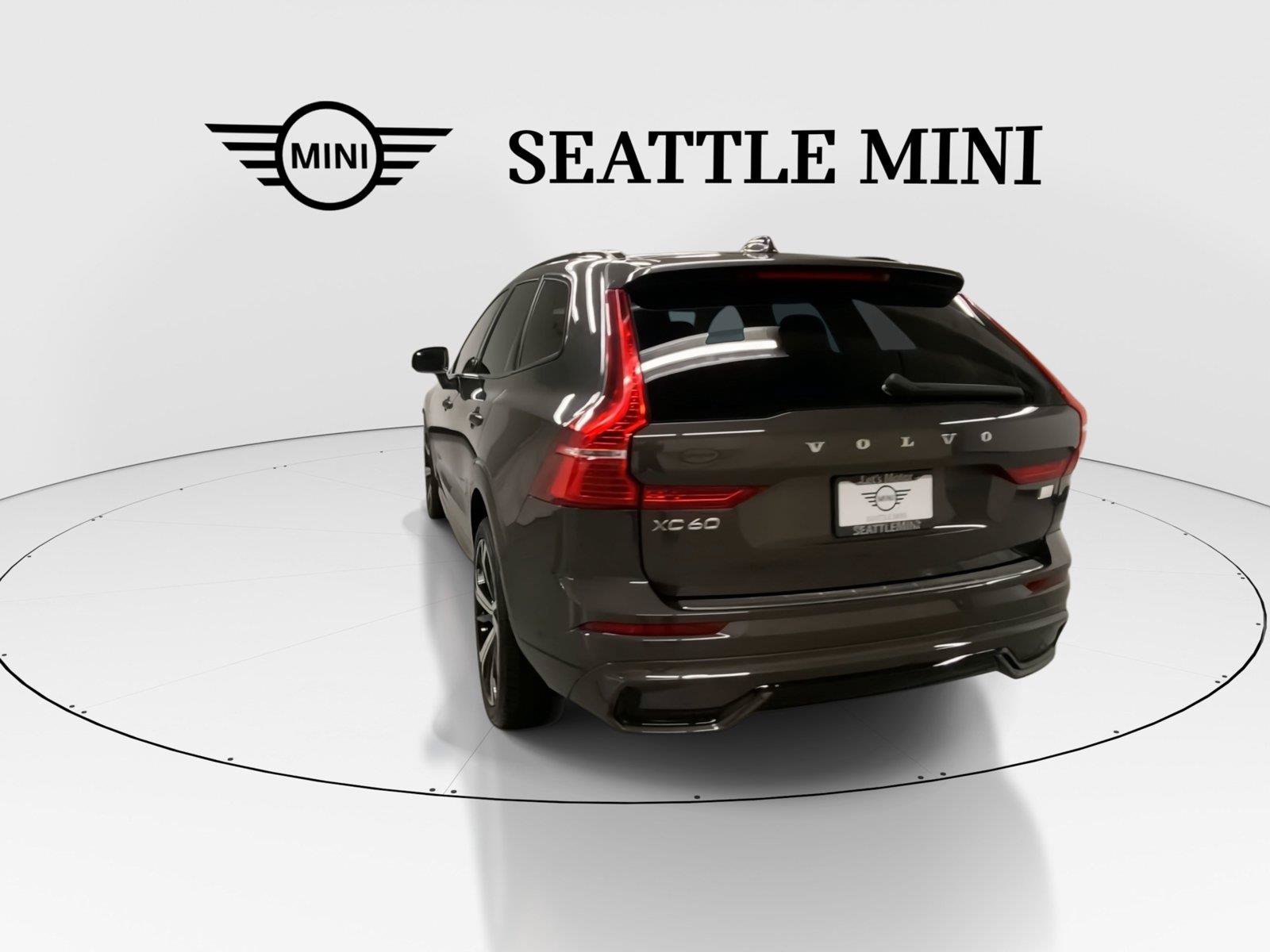 Used 2023 Volvo XC60 T8 Ultimate w/ Protection Package Premier AWD/4WD image 9