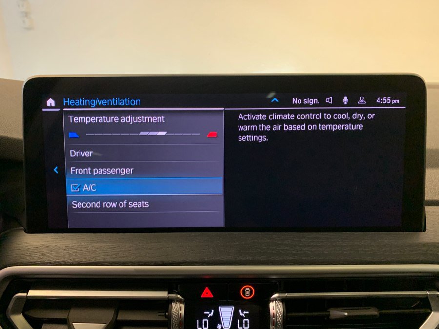 Used 2025 BMW X4 xDrive30i AWD/4WD image 50