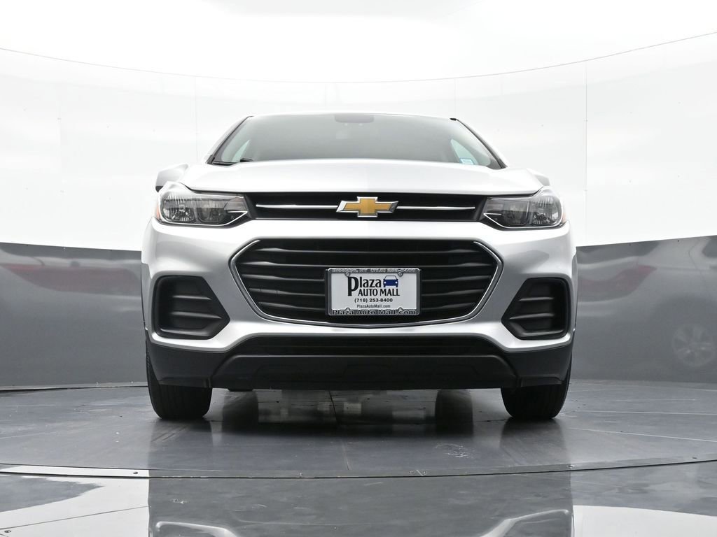 Used 2020 Chevrolet Trax LS w/ Tint and Cruise Package FWD image 24