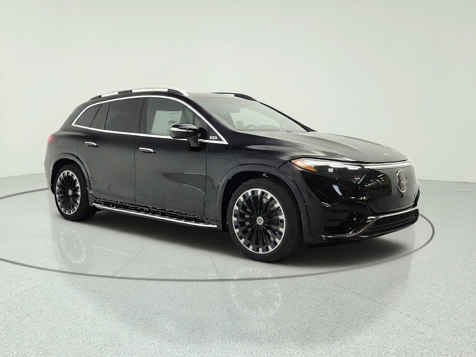 New 2026 Mercedes-Benz EQS 550 4MATIC SUV image 3