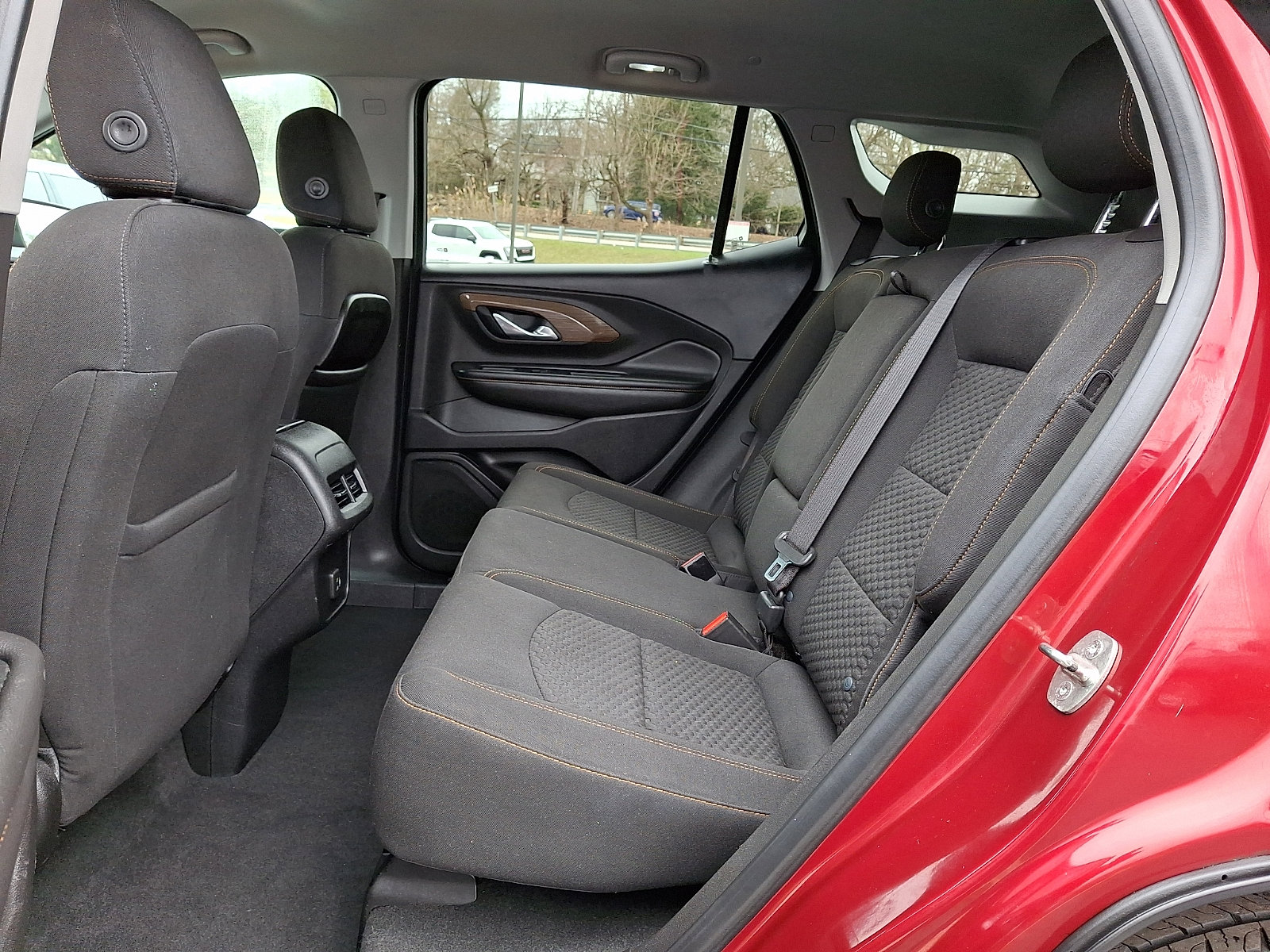 Used 2018 GMC Terrain SLE w/ Driver Convenience Package image 10