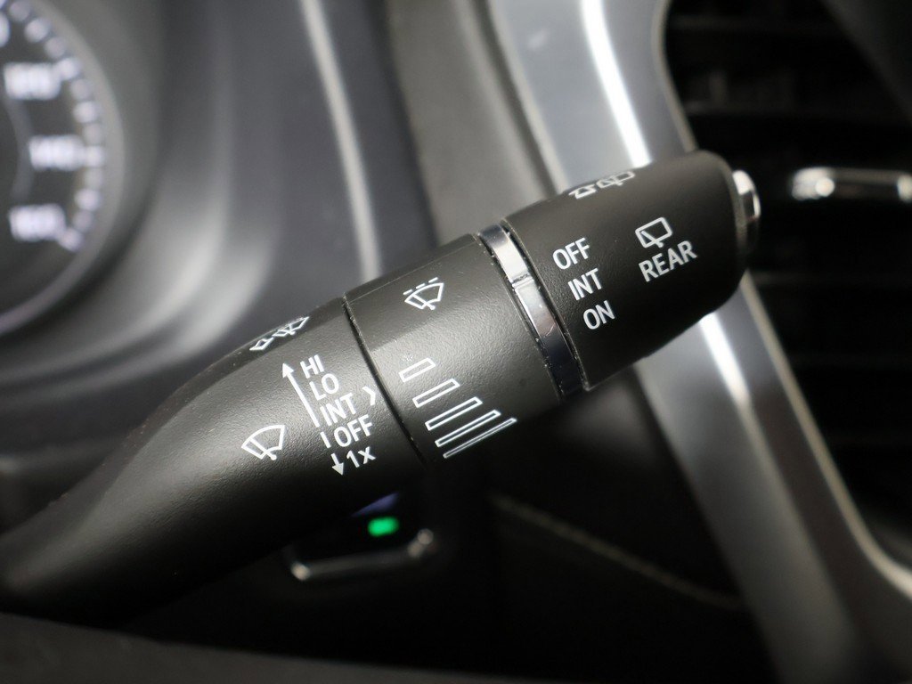 Used 2023 GMC Acadia SLE w/ Driver Convenience Package image 42