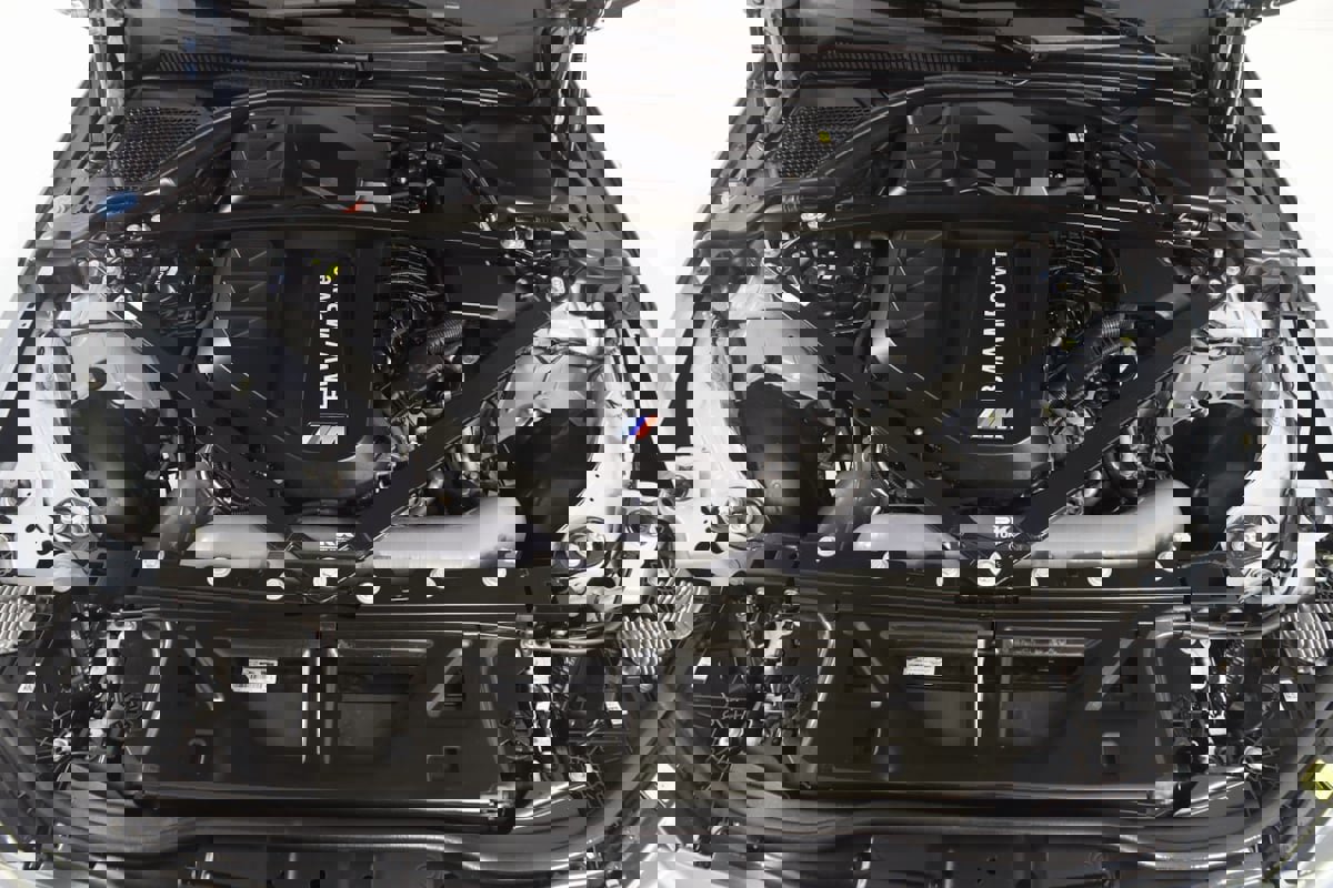 Used 2021 BMW M4 Coupe w/ Executive Package image 75