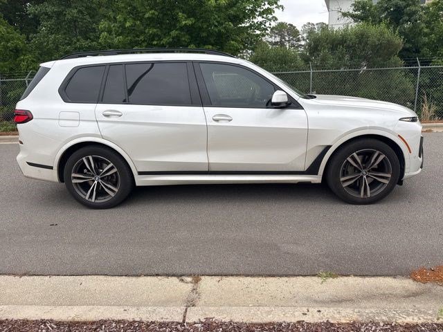 Certified 2024 BMW X7 xDrive40i w/ M Sport Package AWD/4WD image 11