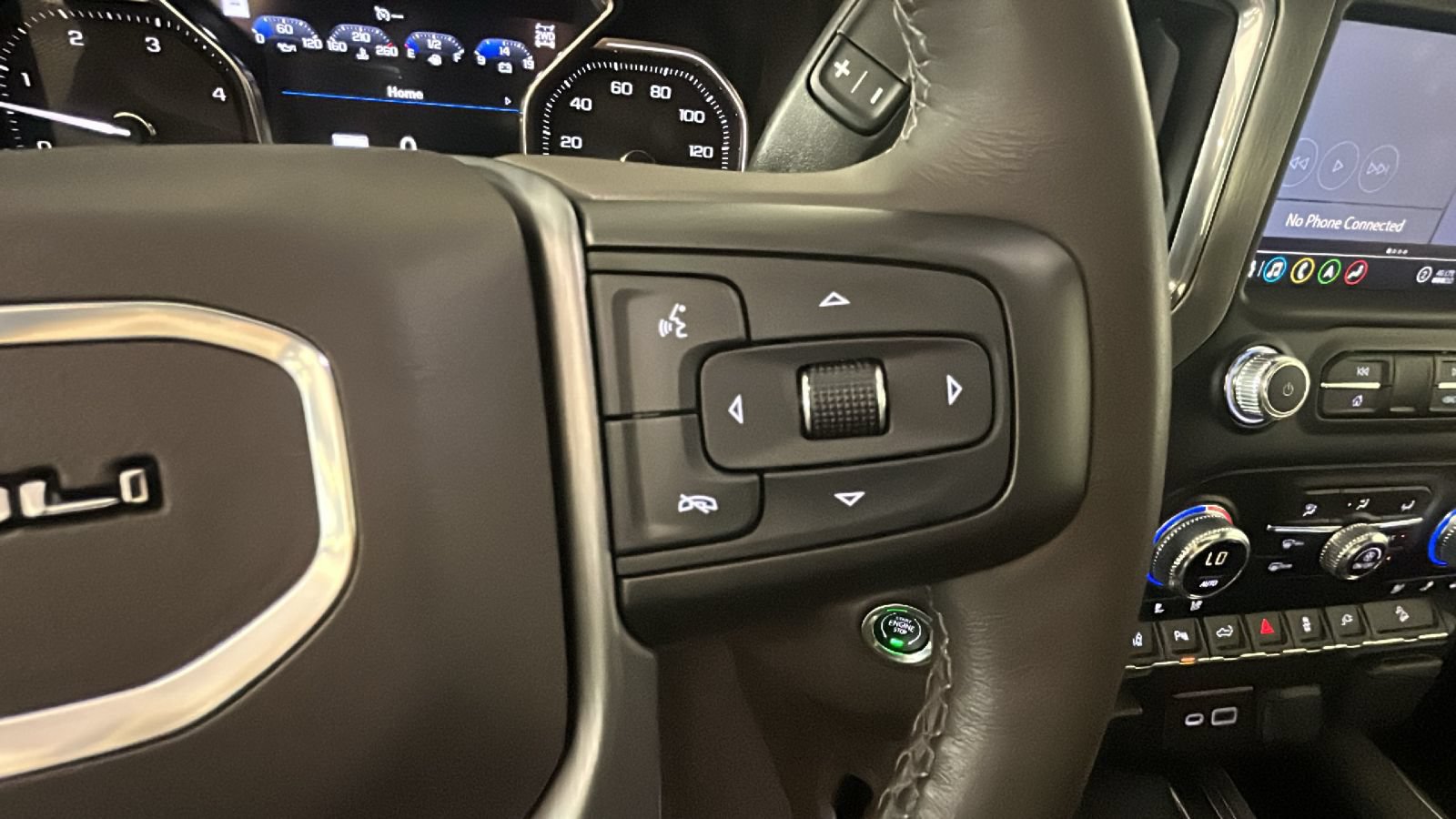 Used 2020 GMC Sierra 3500 Denali w/ Denali Ultimate Package AWD/4WD image 20