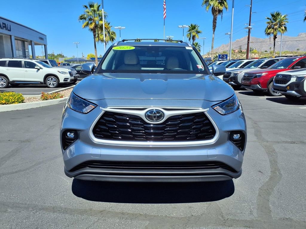 Used 2023 Toyota Highlander XLE image 10