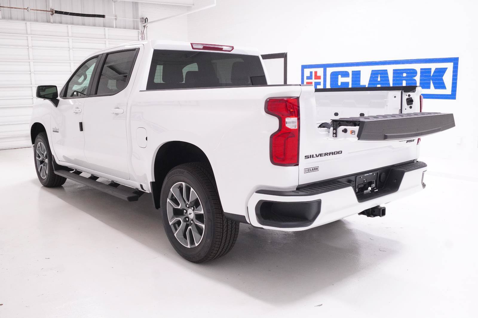 New 2026 Chevrolet Silverado 1500 RST w/ LPO, Dark Essentials Package RWD image 28
