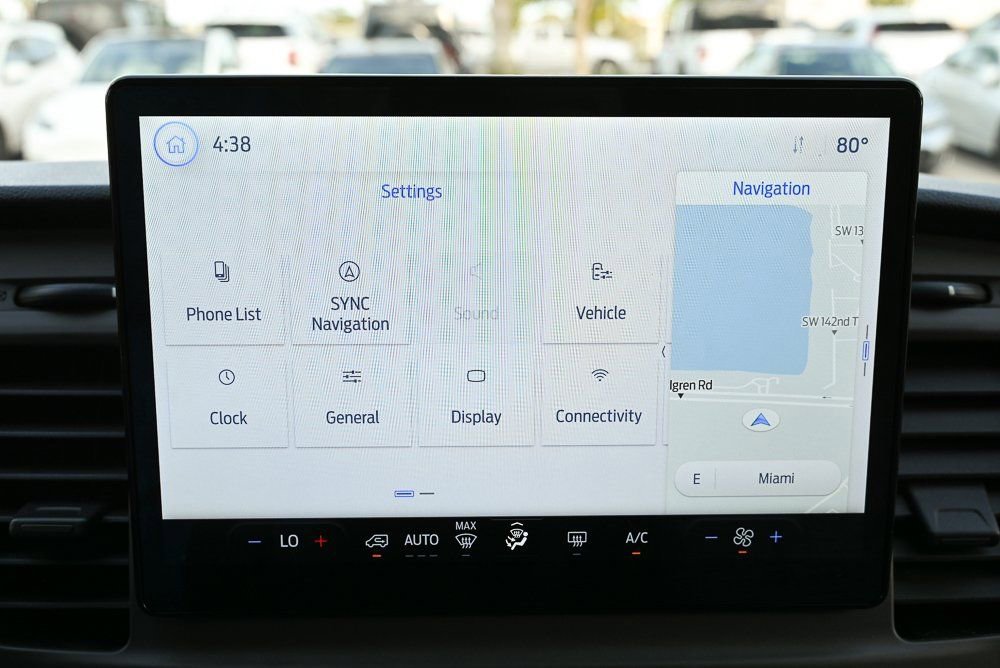 Used 2022 Ford Transit 350 XLT image 28