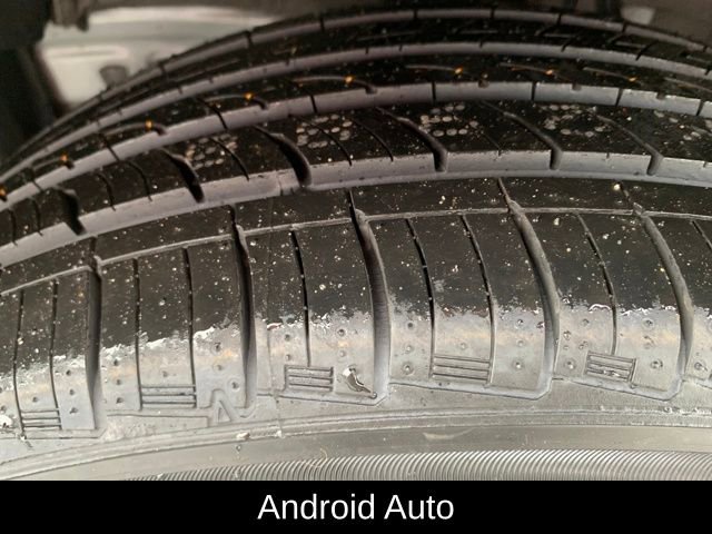 Used 2023 Toyota Corolla Cross XLE w/ Convenience Package image 11