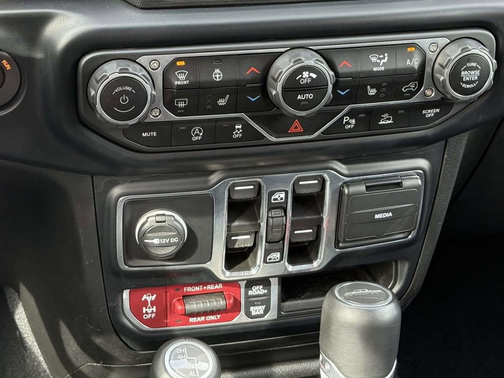 Used 2023 Jeep Gladiator Rubicon w/ LED Lighting Group image 17