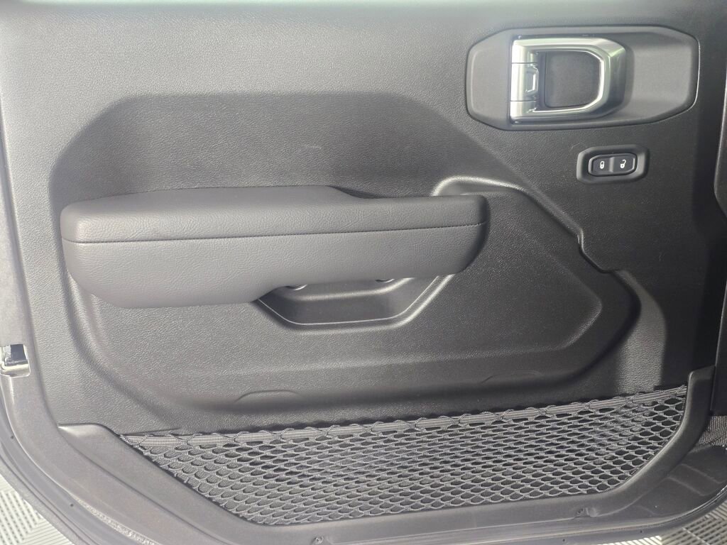 New 2026 Jeep Gladiator Sport image 28