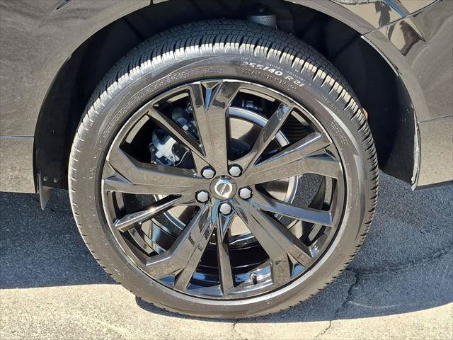 Certified 2024 Volvo XC60 T8 Ultimate AWD/4WD image 9