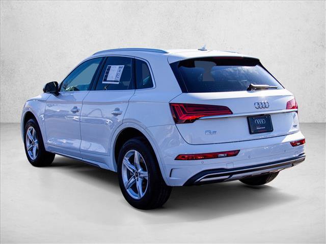 Used 2023 Audi Q5 2.0T Premium w/ Convenience Package image 7