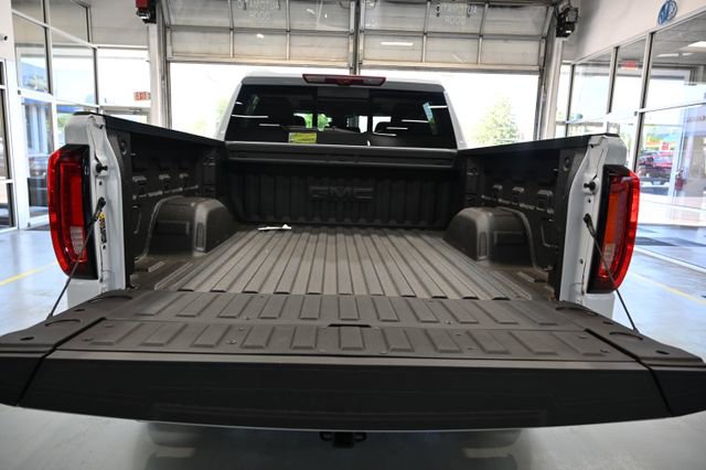 New 2026 GMC Sierra 1500 Denali w/ Denali Reserve Package AWD/4WD image 8