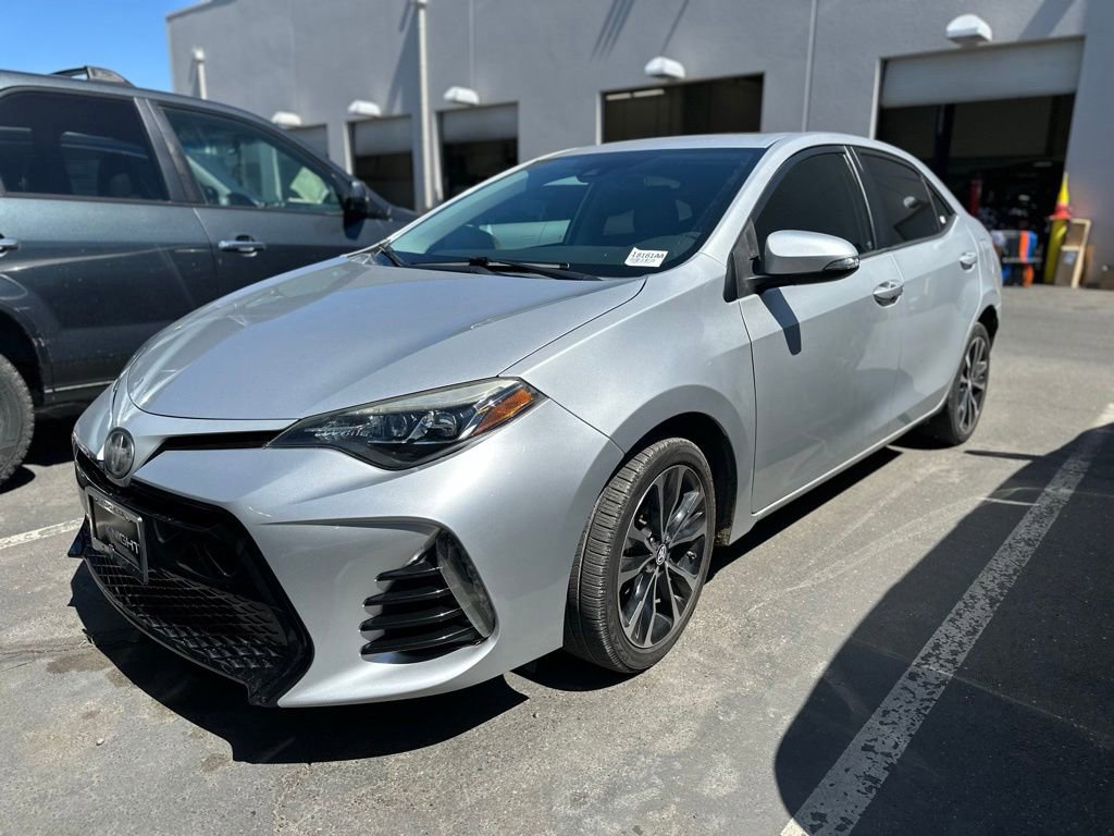 Used 2017 Toyota Corolla XSE FWD image 2