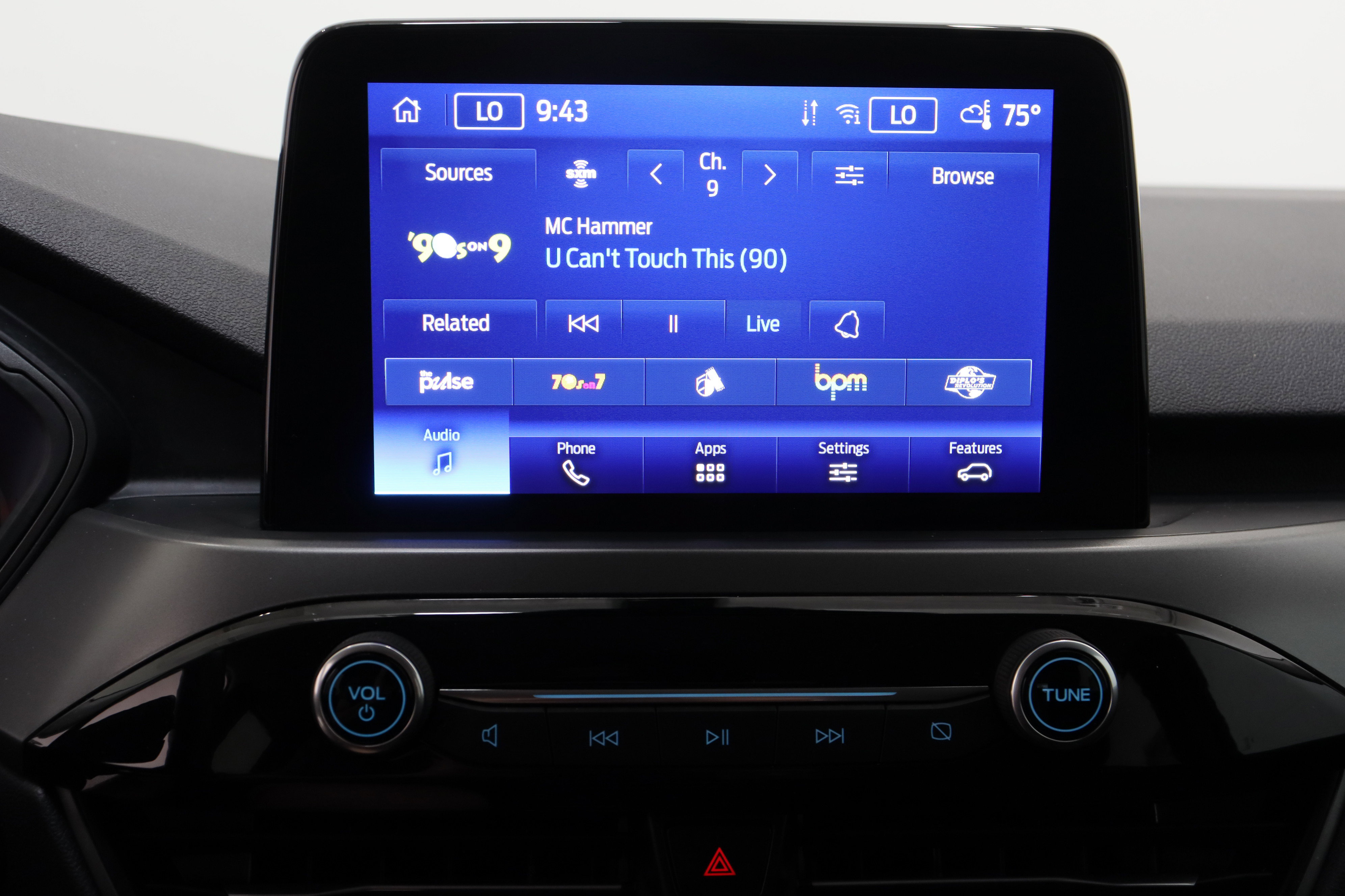 Used 2025 Ford Escape Active AWD/4WD image 18