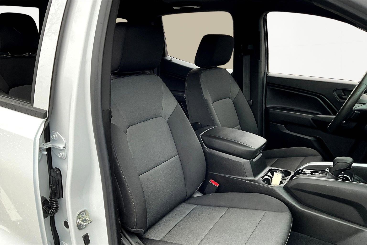 Used 2025 Chevrolet Colorado Trail Boss image 29