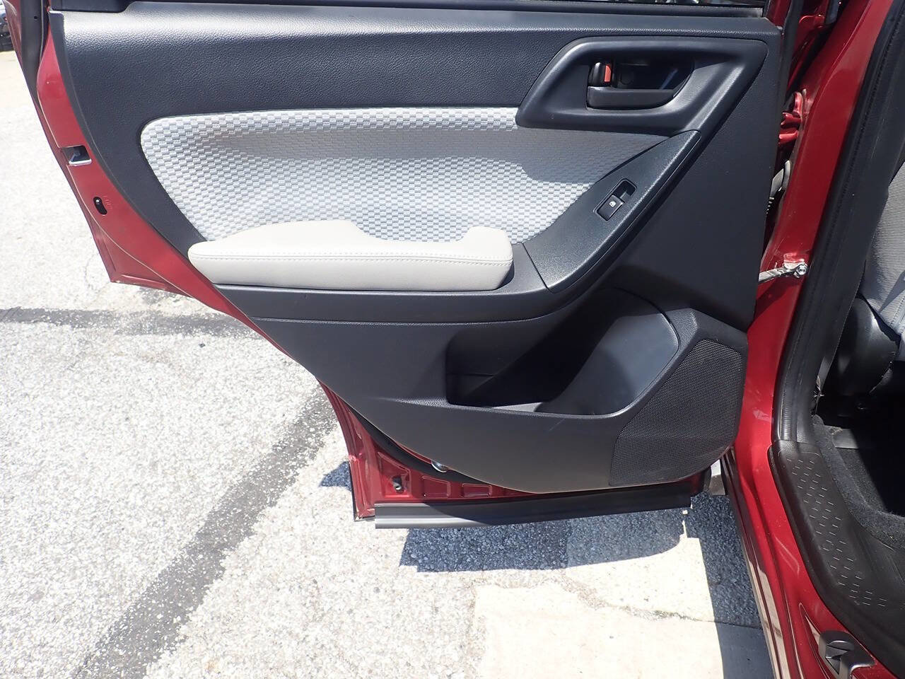 Used 2017 Subaru Forester 2.5i Premium w/ Protection Package #1 image 16