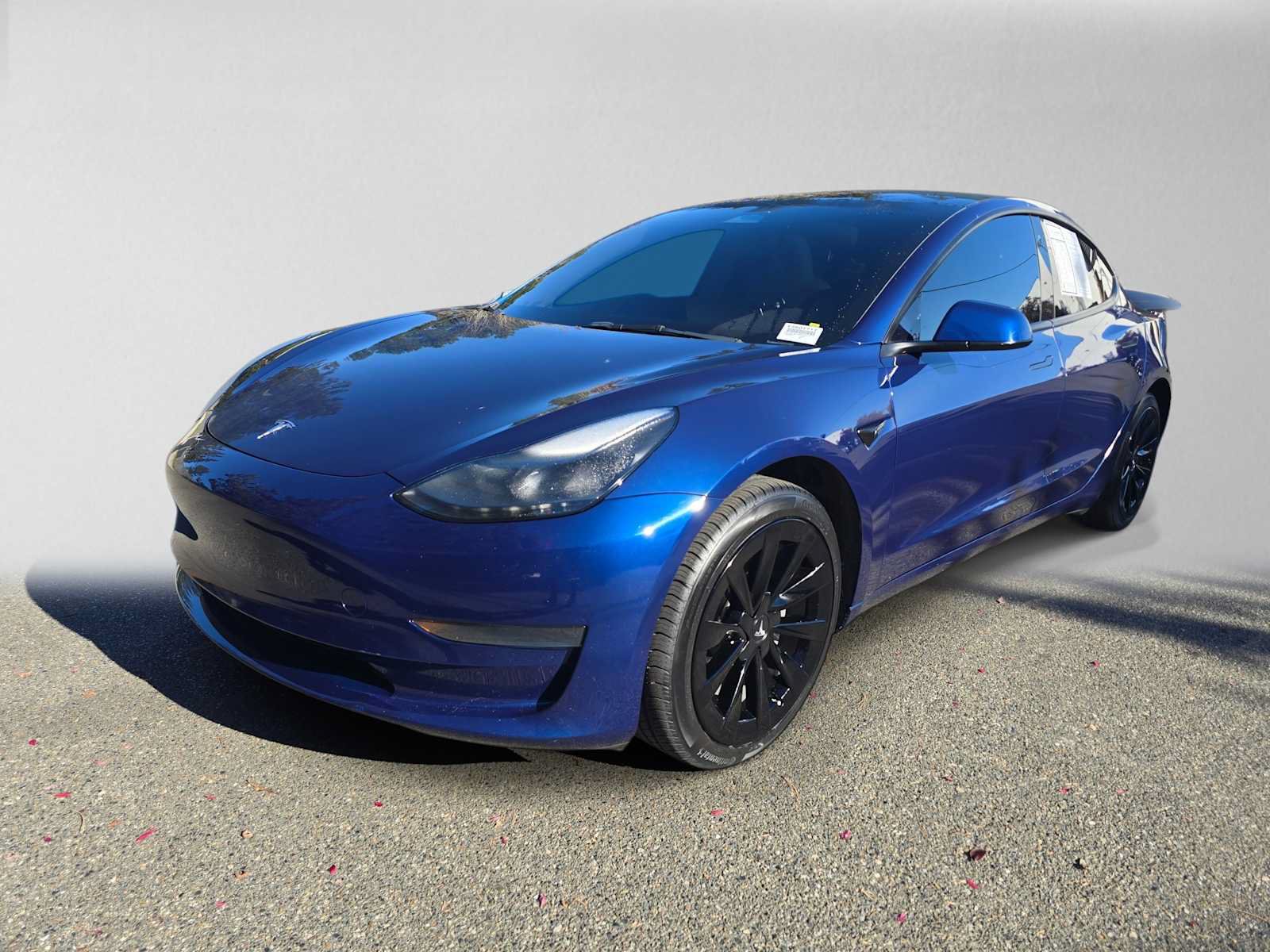 Used 2023 Tesla Model 3 Standard Range RWD image 7