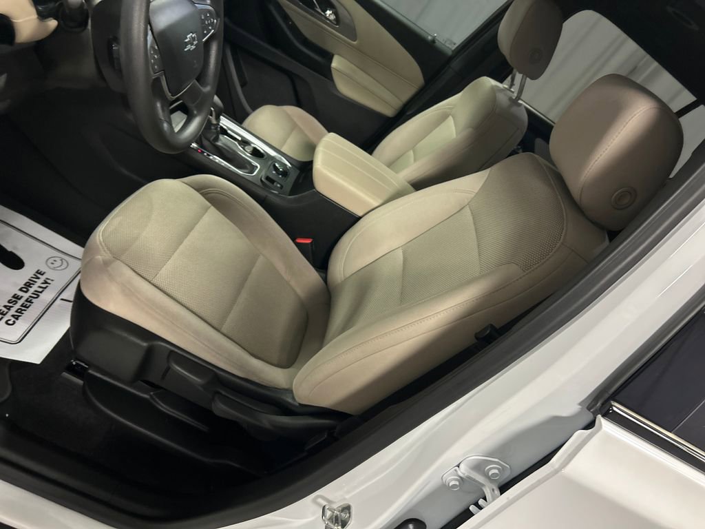 Used 2023 Chevrolet Traverse LS w/ Midnight/Sport Edition image 12