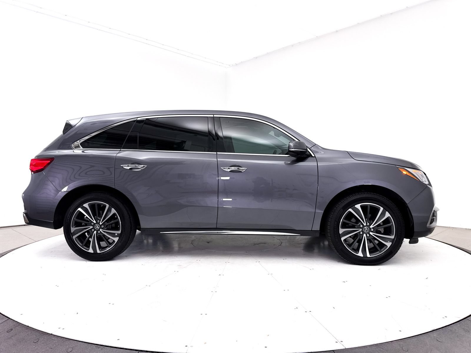 Used 2020 Acura MDX FWD w/ Technology Package image 40