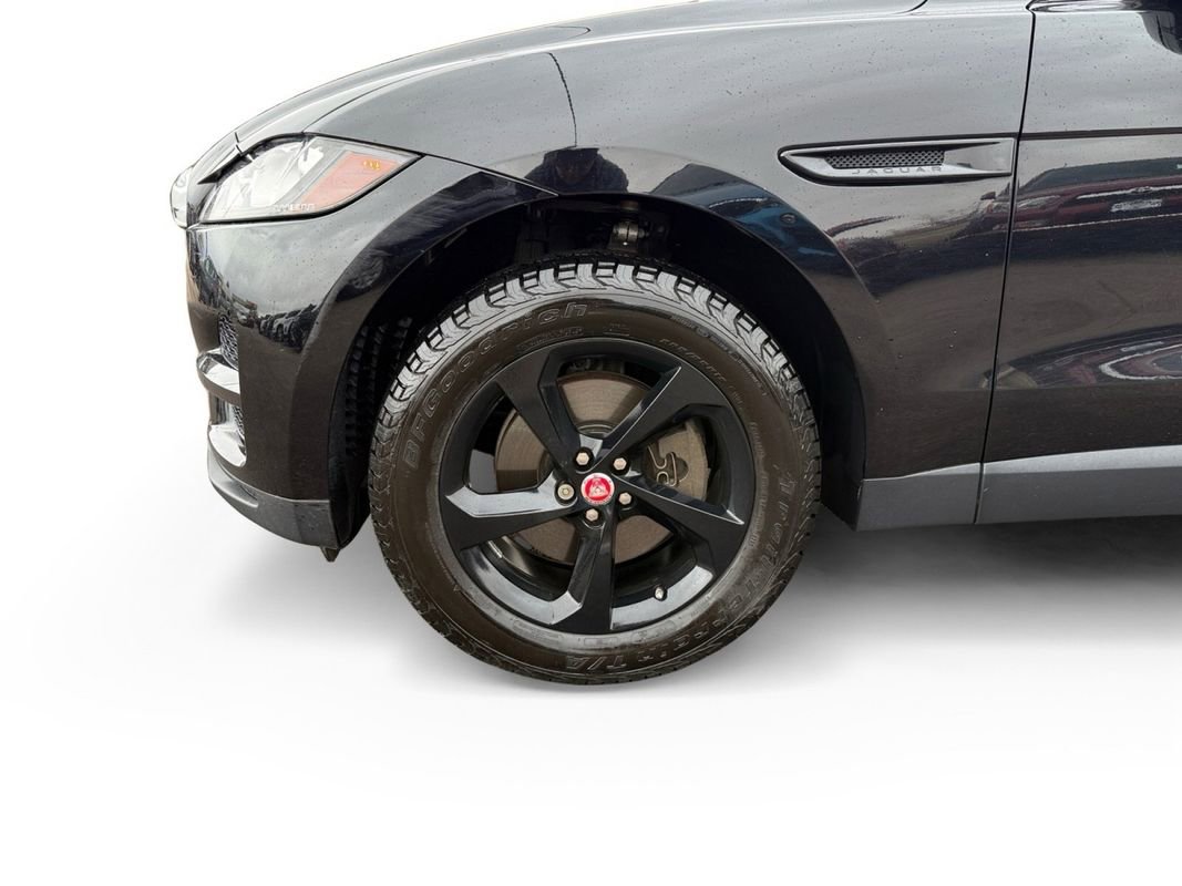 Used 2019 Jaguar F-PACE Premium image 9