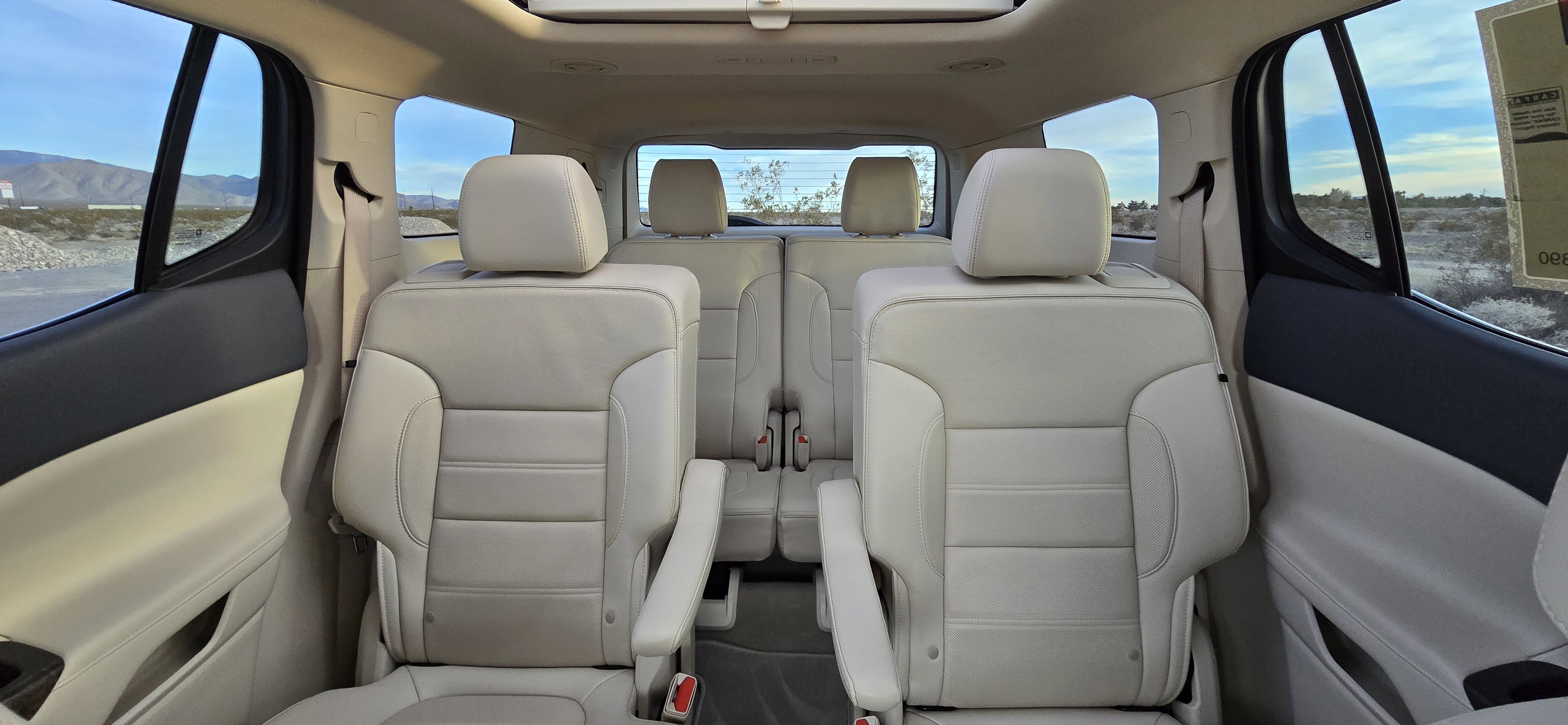 Used 2020 GMC Acadia Denali w/ Trailering Package image 10