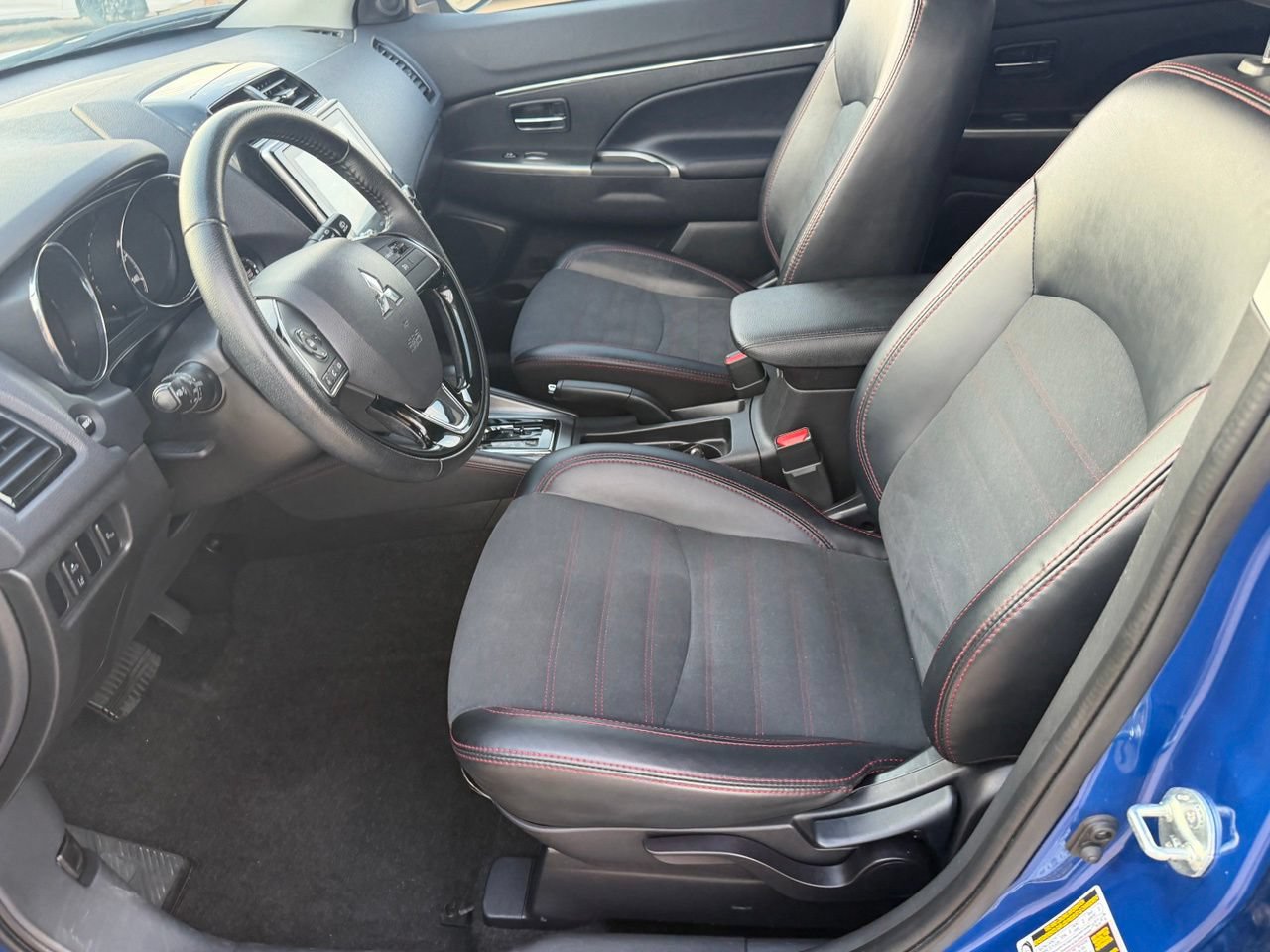 Used 2024 Mitsubishi Outlander Sport LE AWD/4WD image 31