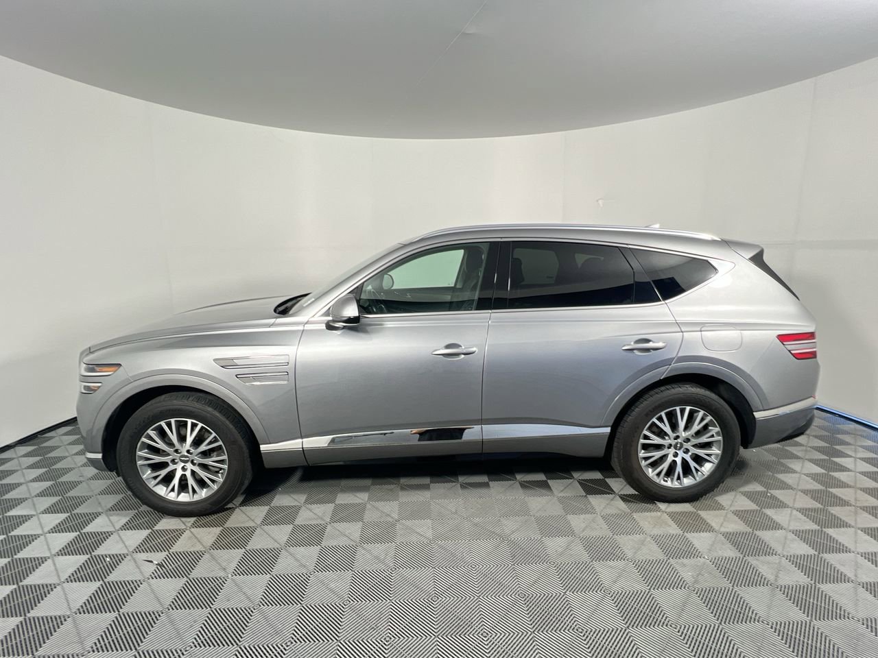 Used 2024 Genesis GV80 2.5T AWD/4WD image 6