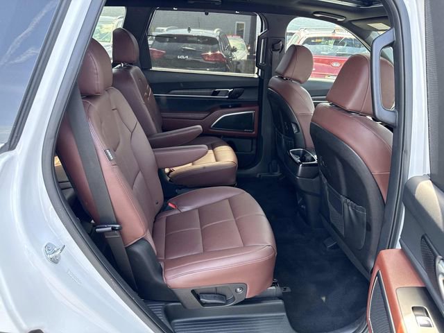 Used 2024 Kia Telluride SX image 11