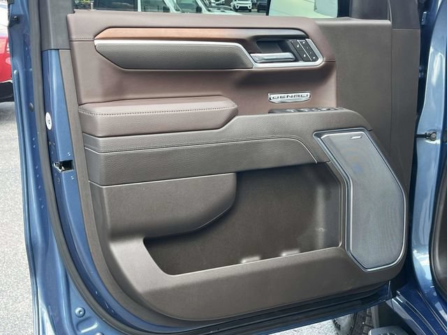 Used 2025 GMC Sierra 1500 Denali AWD/4WD image 14