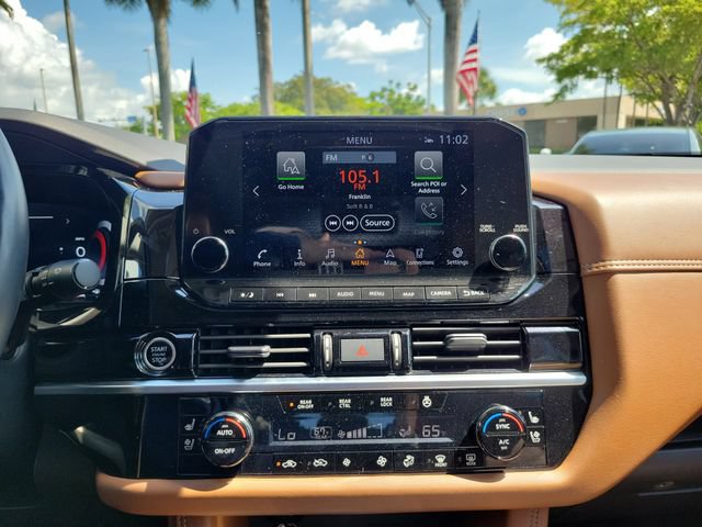 Used 2024 Nissan Pathfinder Platinum FWD image 25