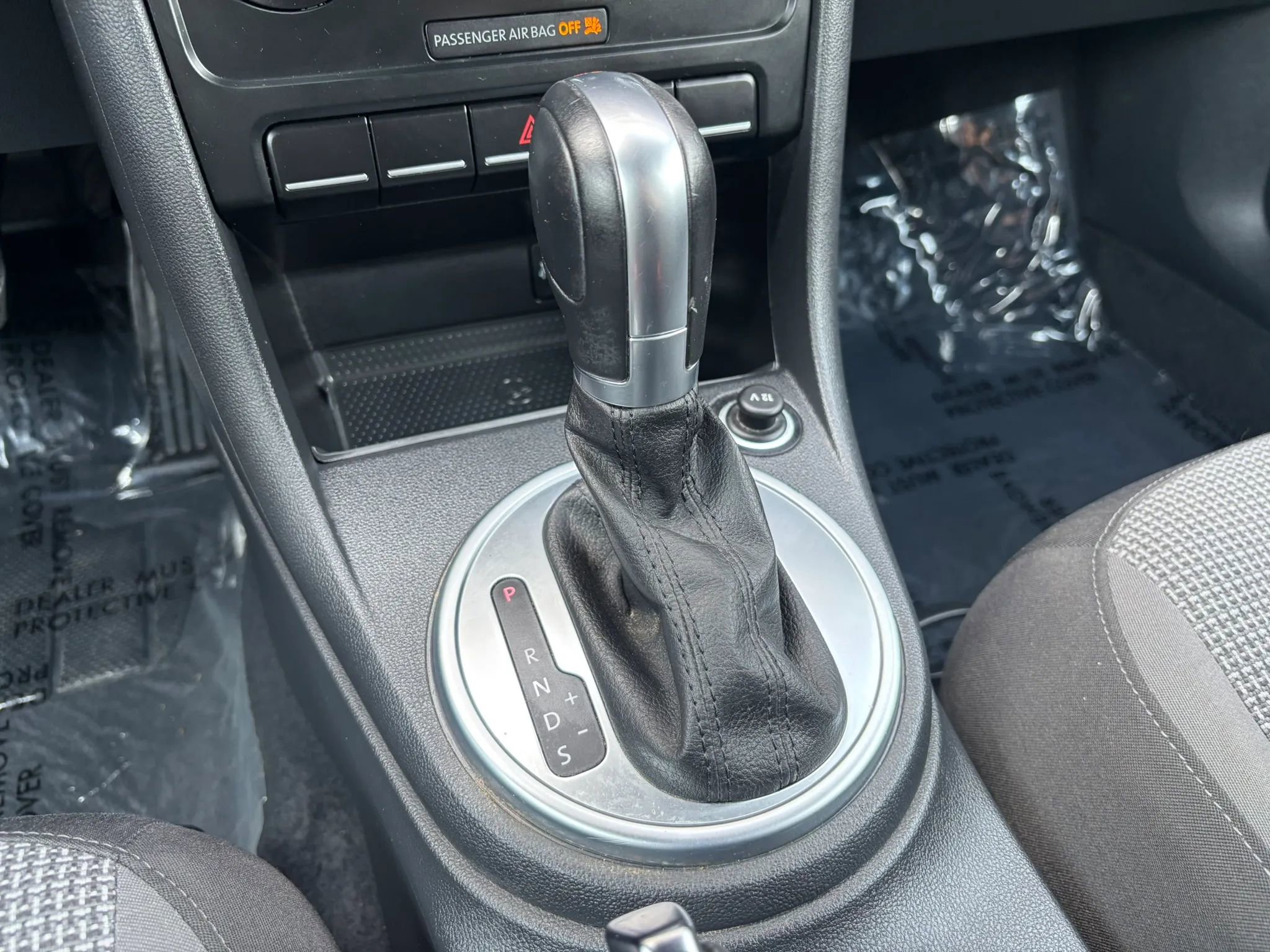 Used 2019 Volkswagen Beetle 2.0T S image 36