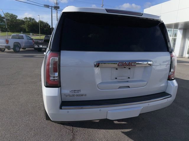 Used 2016 GMC Yukon Denali w/ Open Road Package AWD/4WD image 15