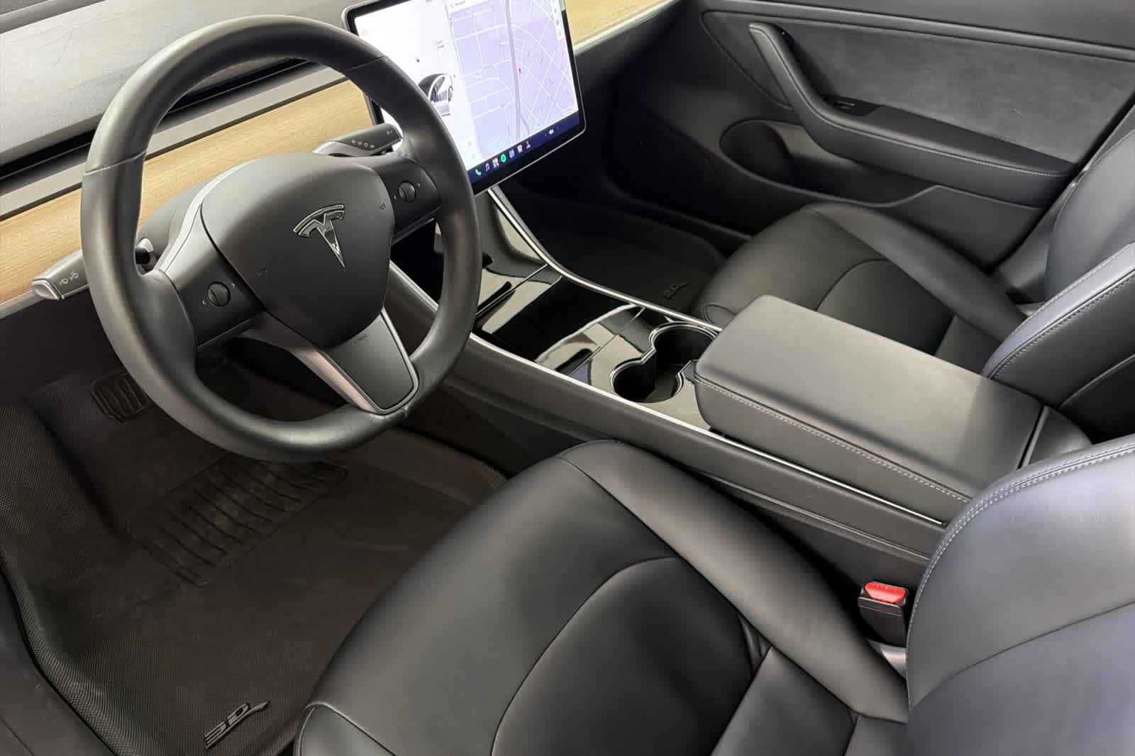Used 2018 Tesla Model 3 Long Range RWD image 11