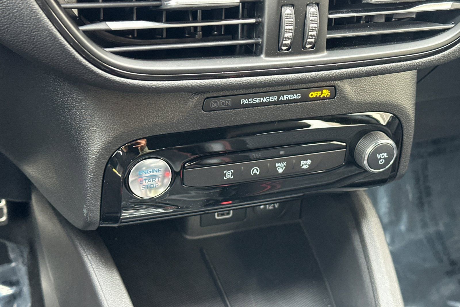 Certified 2024 Ford Escape ST-Line w/ Tech Pack #1 image 20